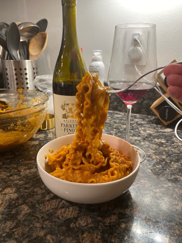 Mafaldine in red pesto